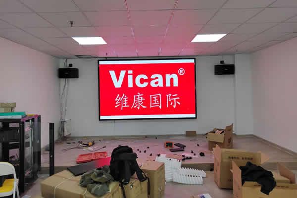 全彩LED顯示屏在酒店場合的應用優勢有哪些